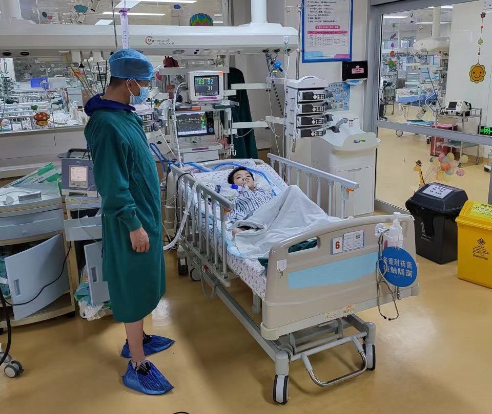 容县跨省救护车出租公司